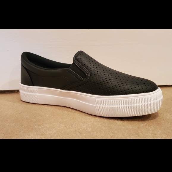Soda Shoes - Black Slip Ons